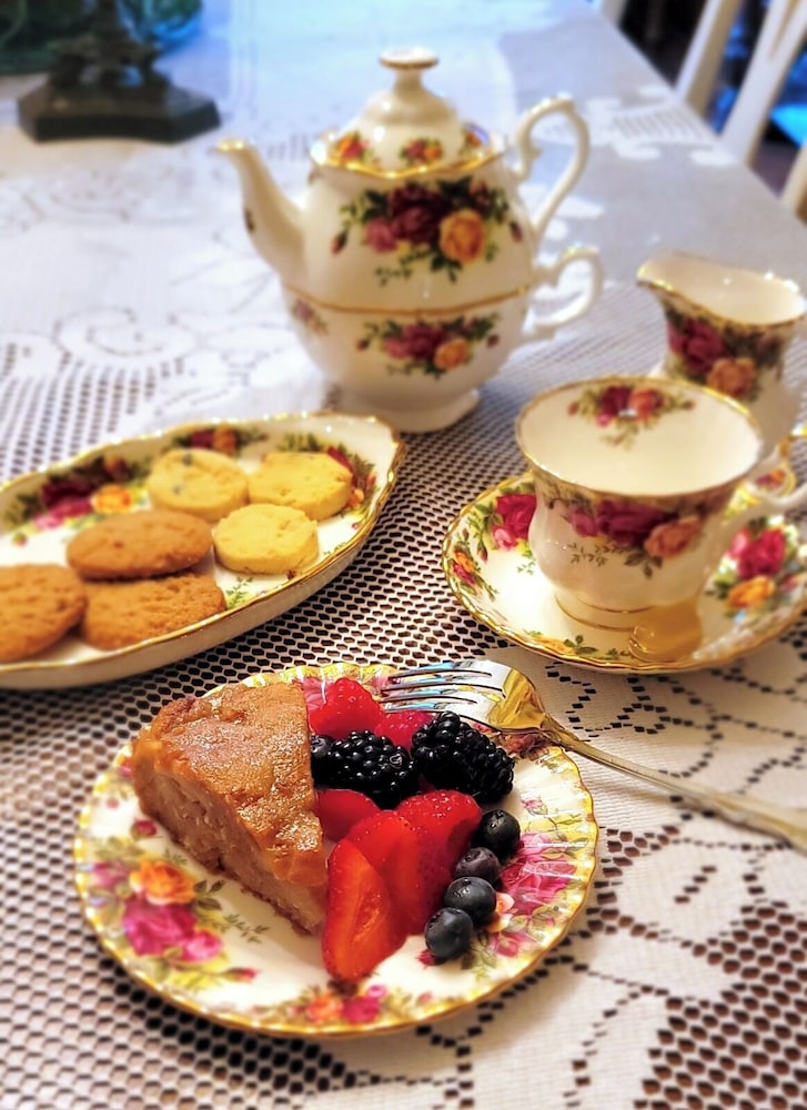 Gillis Grier Bed and Breakfast 20/50