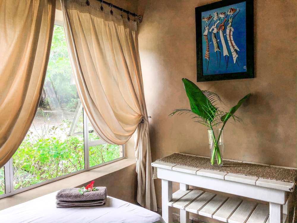 Ingwenya Lodge 23/50