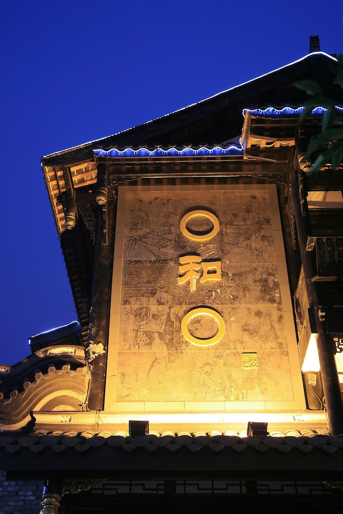 Chengdu Buddhazen Hotel photo1