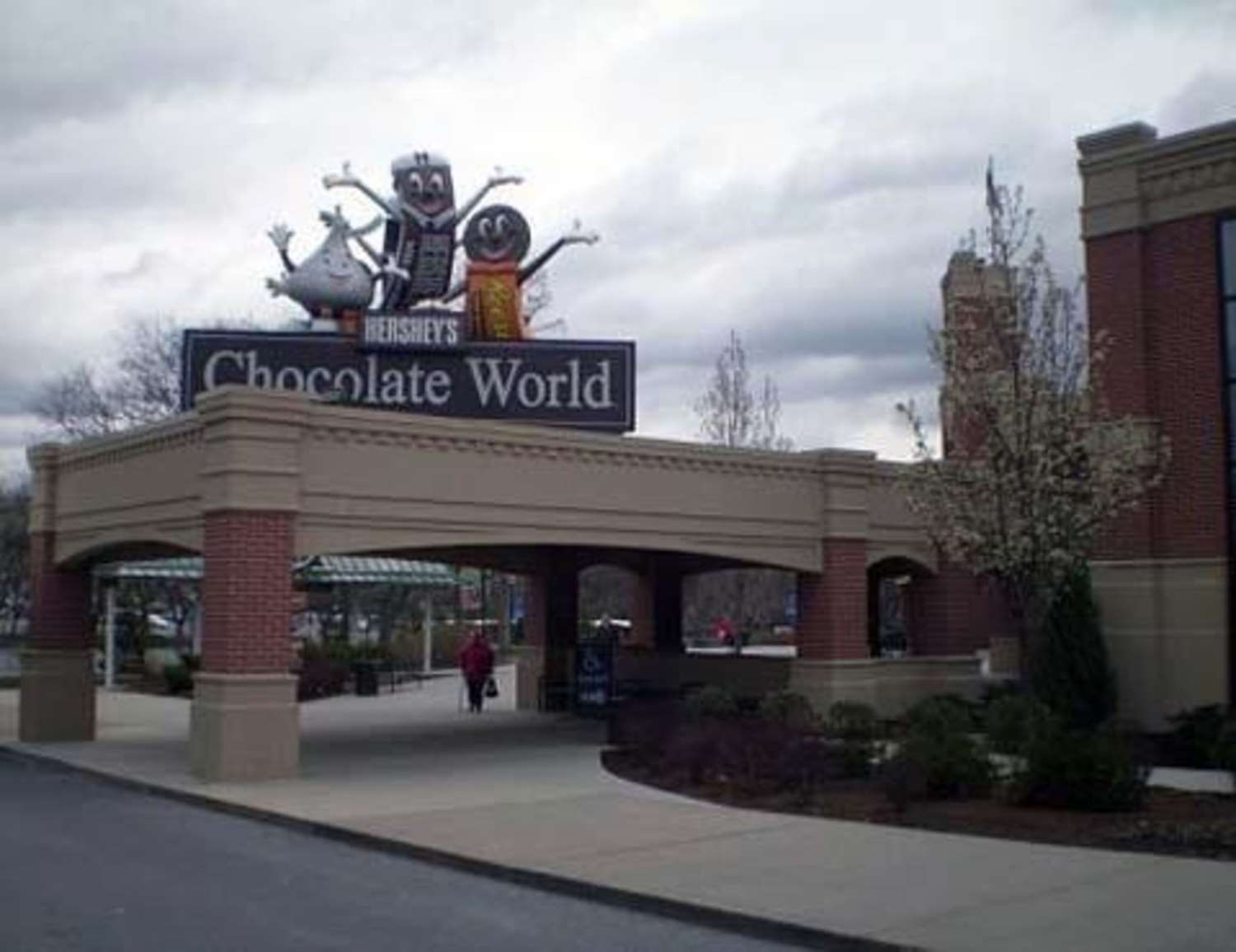 Best Western Chocolate Inn at the Park 4/23