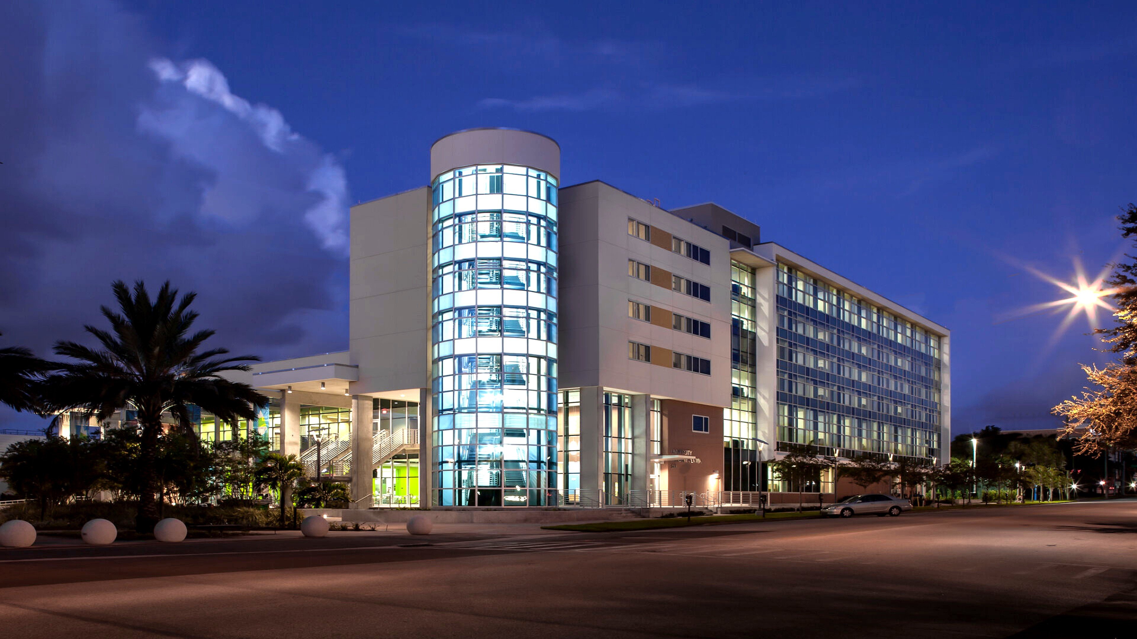 Staybridge Suites St. Petersburg FL 6/79