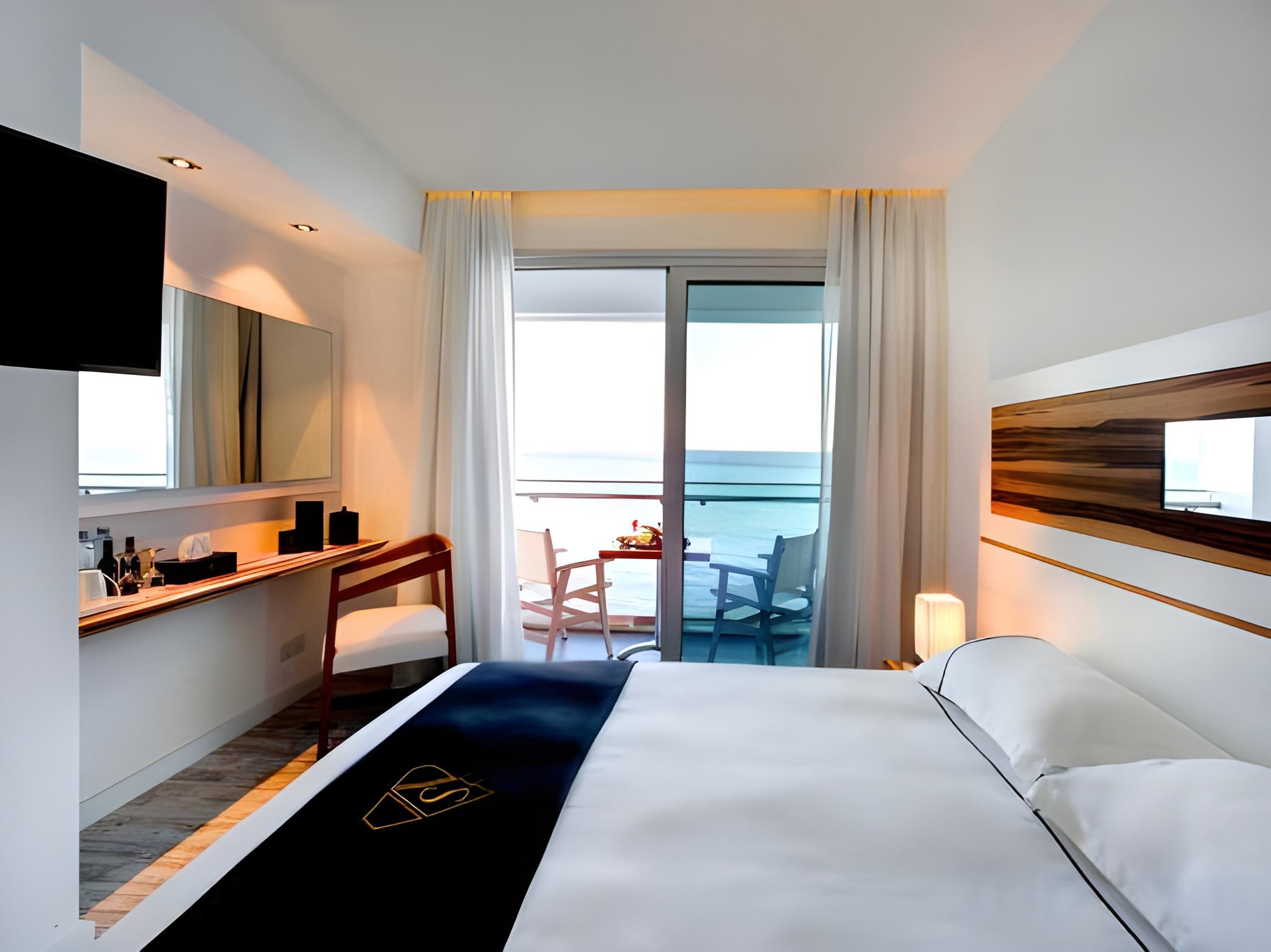 Classic, Double Bed, Balcony