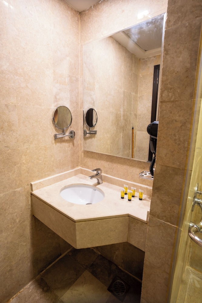 فندق أبراج الهداية(Al Hidayah towers Hotel) 48/50