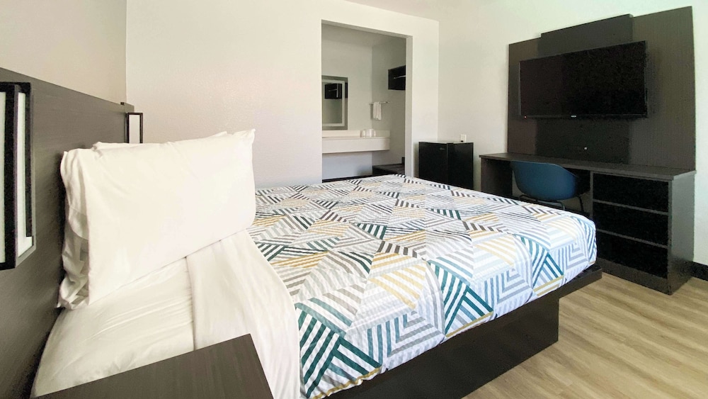 Motel6 Costa Mesa, CA 35/55