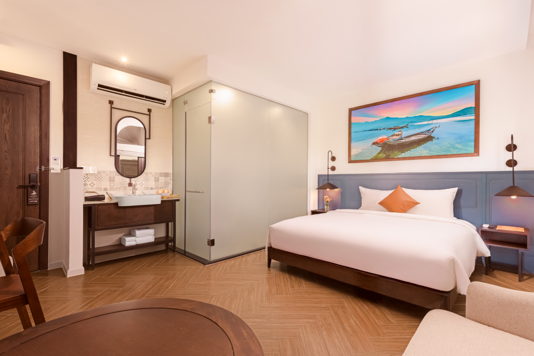 Nhu Y Riverside Serenity Double Room