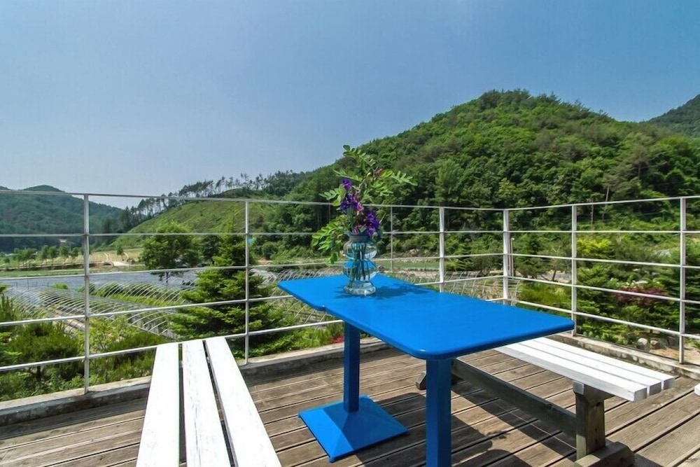 Peongcang Sunny Junny Pension 22/50