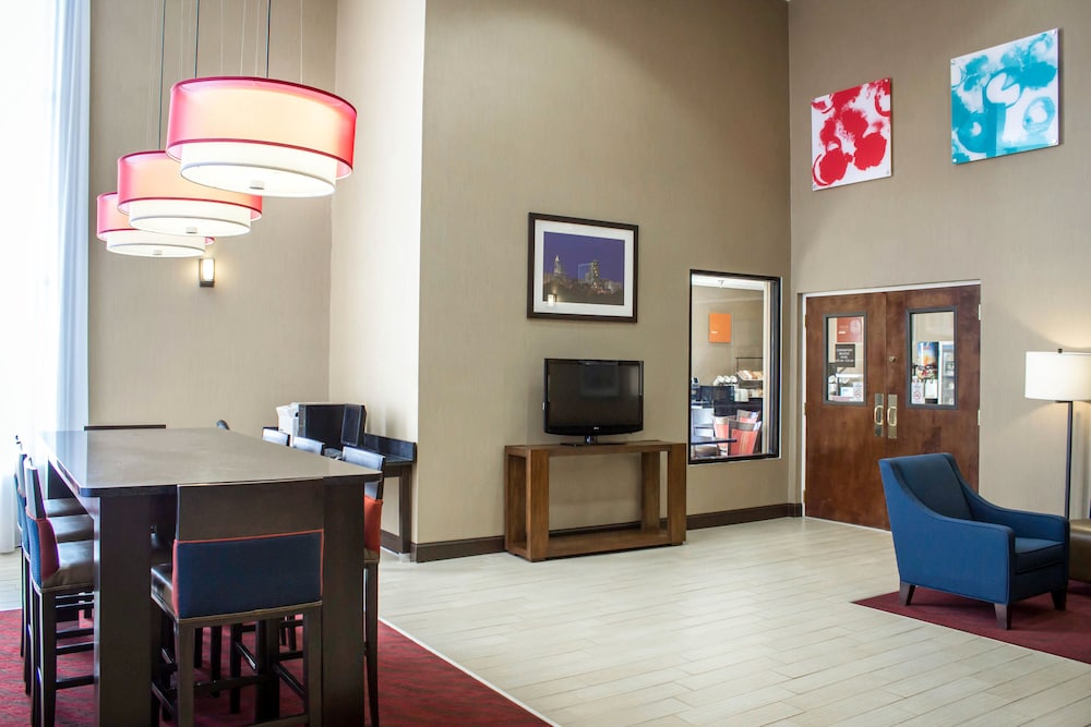 Comfort Inn & Suites Fuquay Varina 5/35