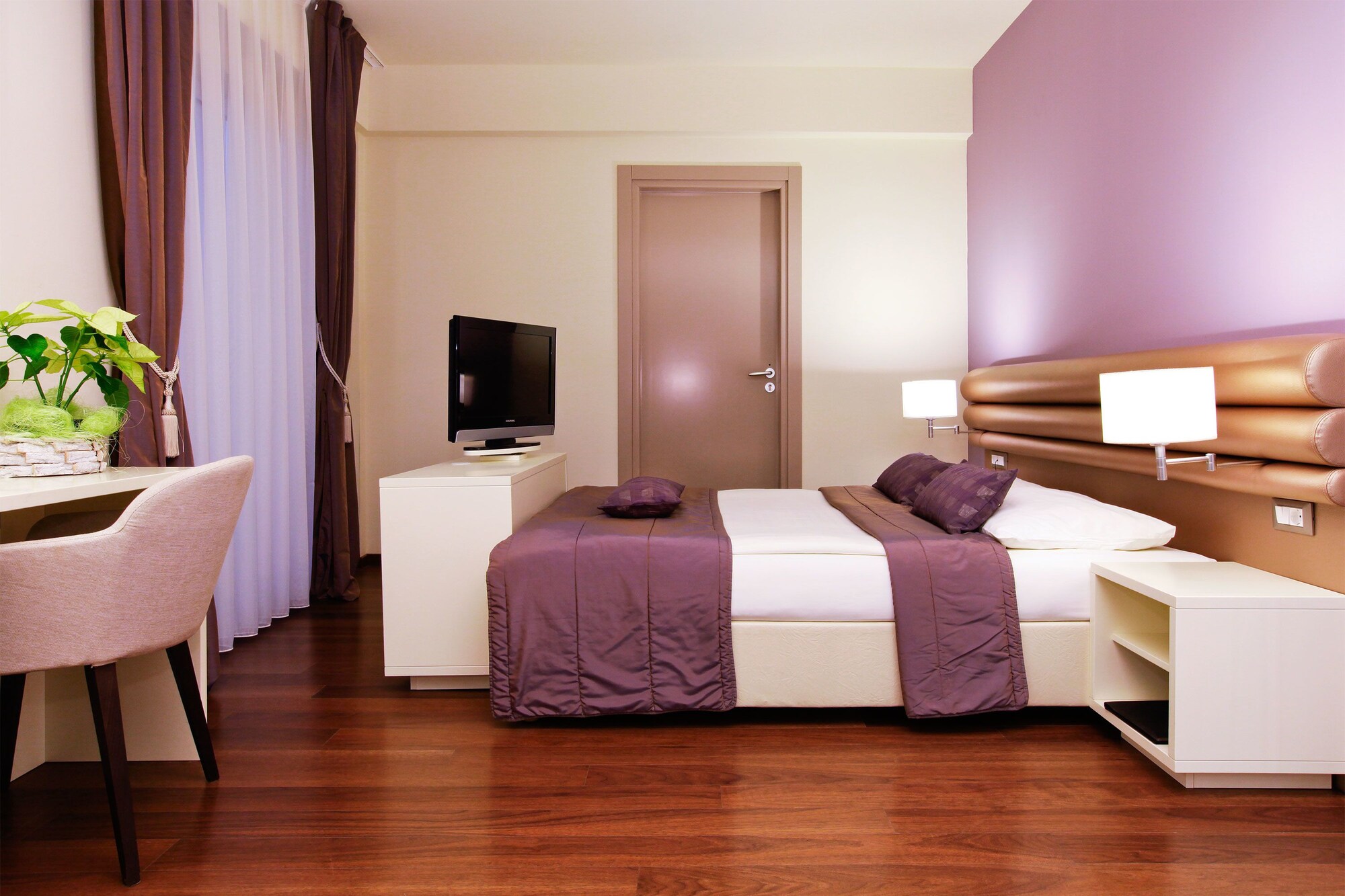Family, Double Bed, Sofa