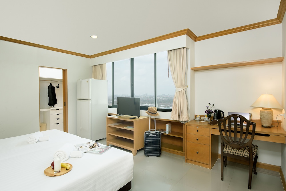 Riverine Place Hotel & Residence 22/72