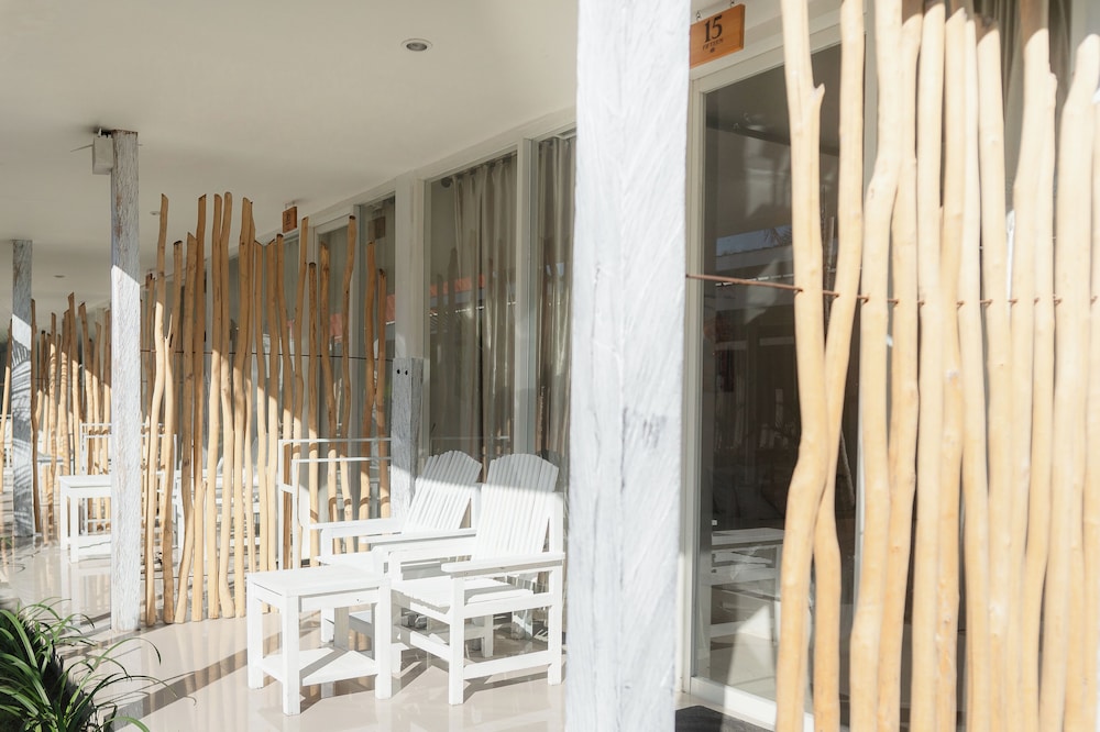 GiliPaddy Resort 11/65