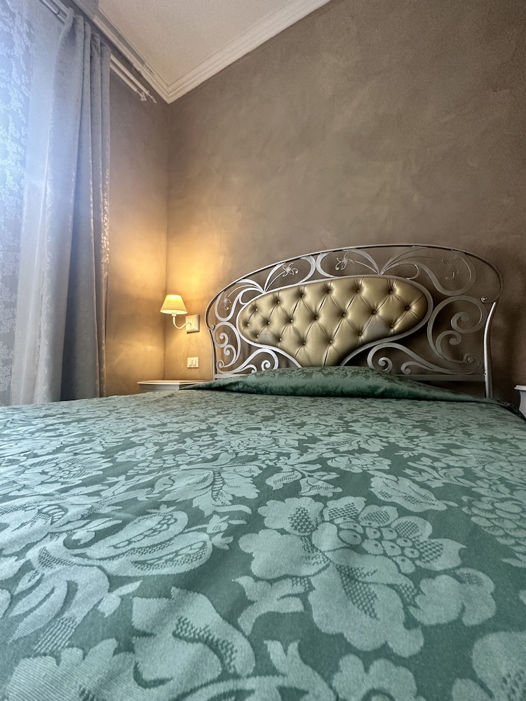 Boutique Hotel Calais Milano 43/63