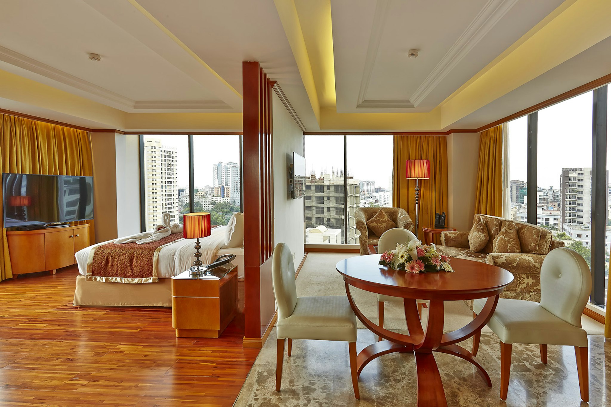 Six Seasons Hotel 30/42
