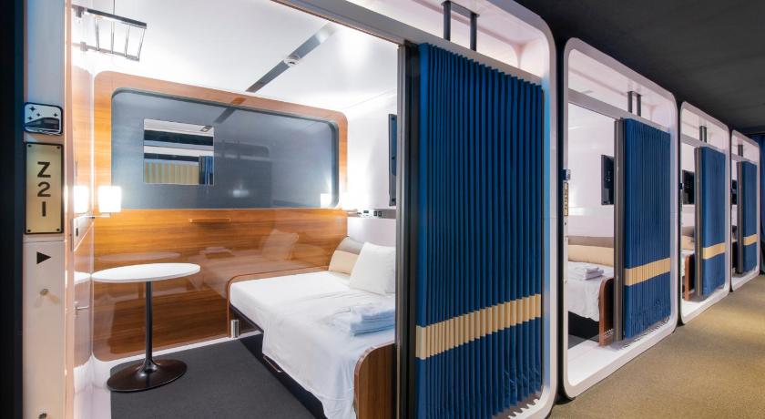The S3 Capsule Hotel Wakayama Station 15/40