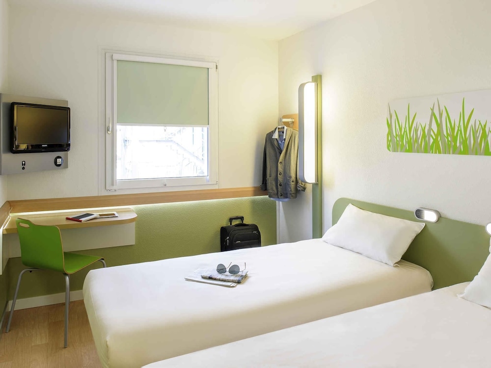 Ibis Budget Lyon Saint Genis Laval 15/62
