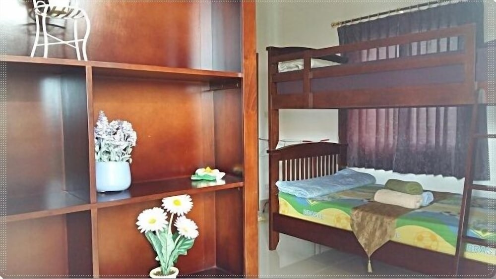 Wongsuwan Pool Villa 10/50