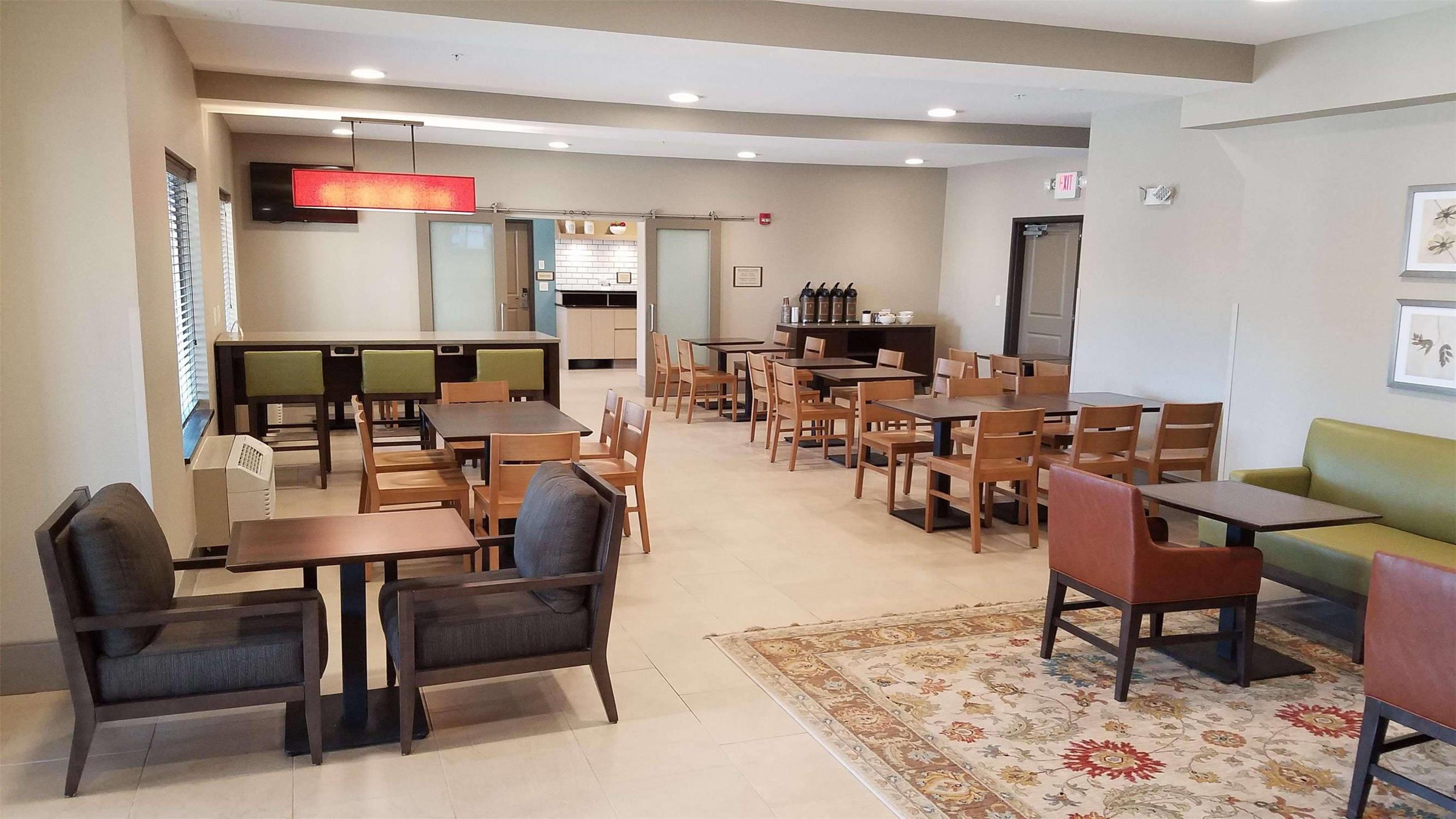 Country Inn and Suites by Radisson St Cloud West MN 8/9