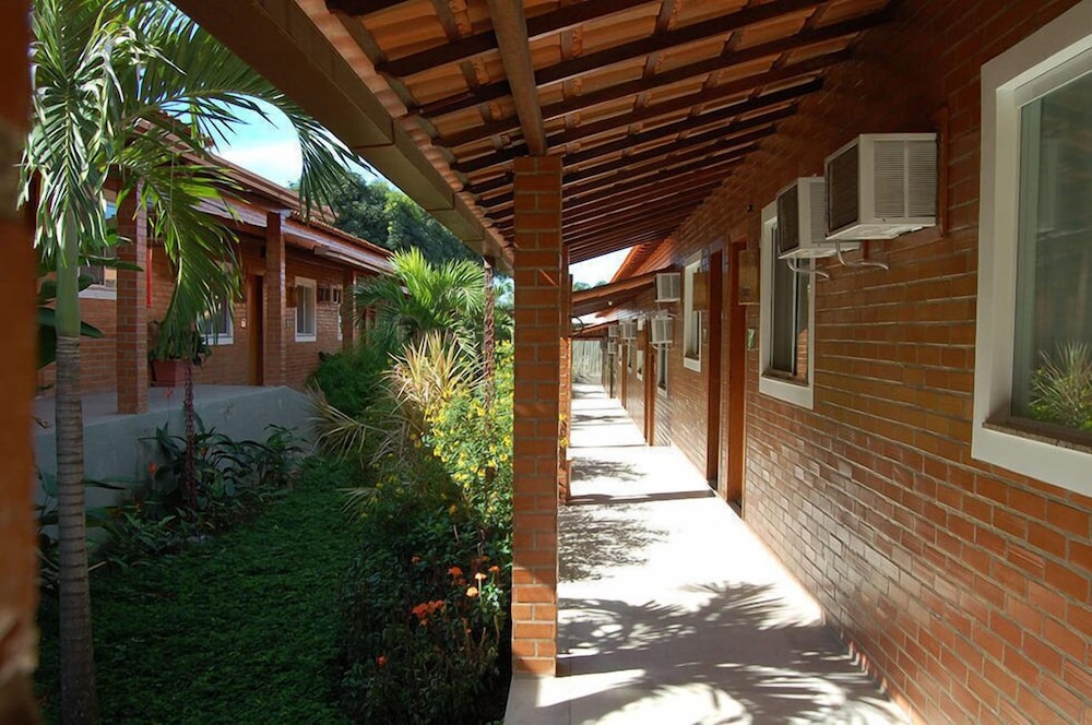 Palmier Hotel 35/45