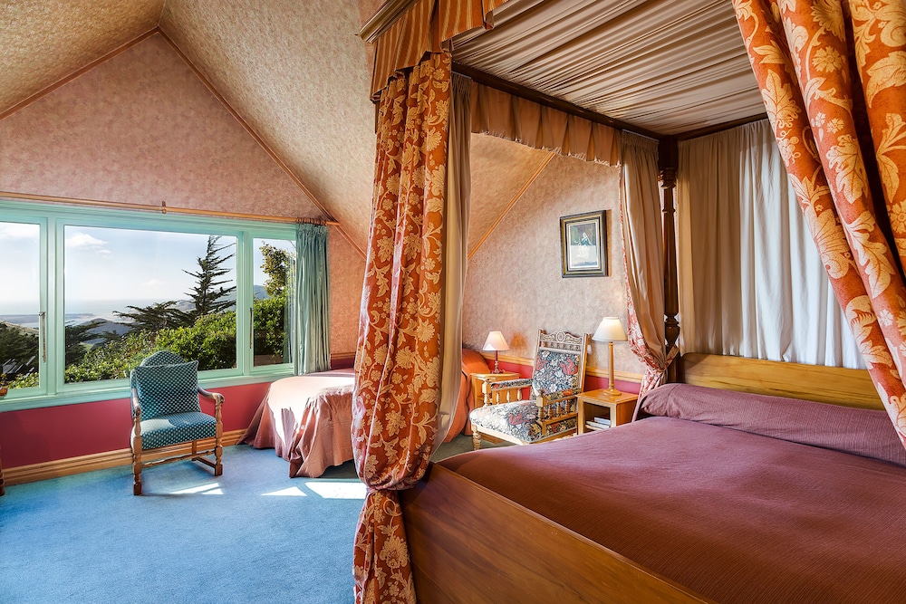 Larnach Lodge 16/38