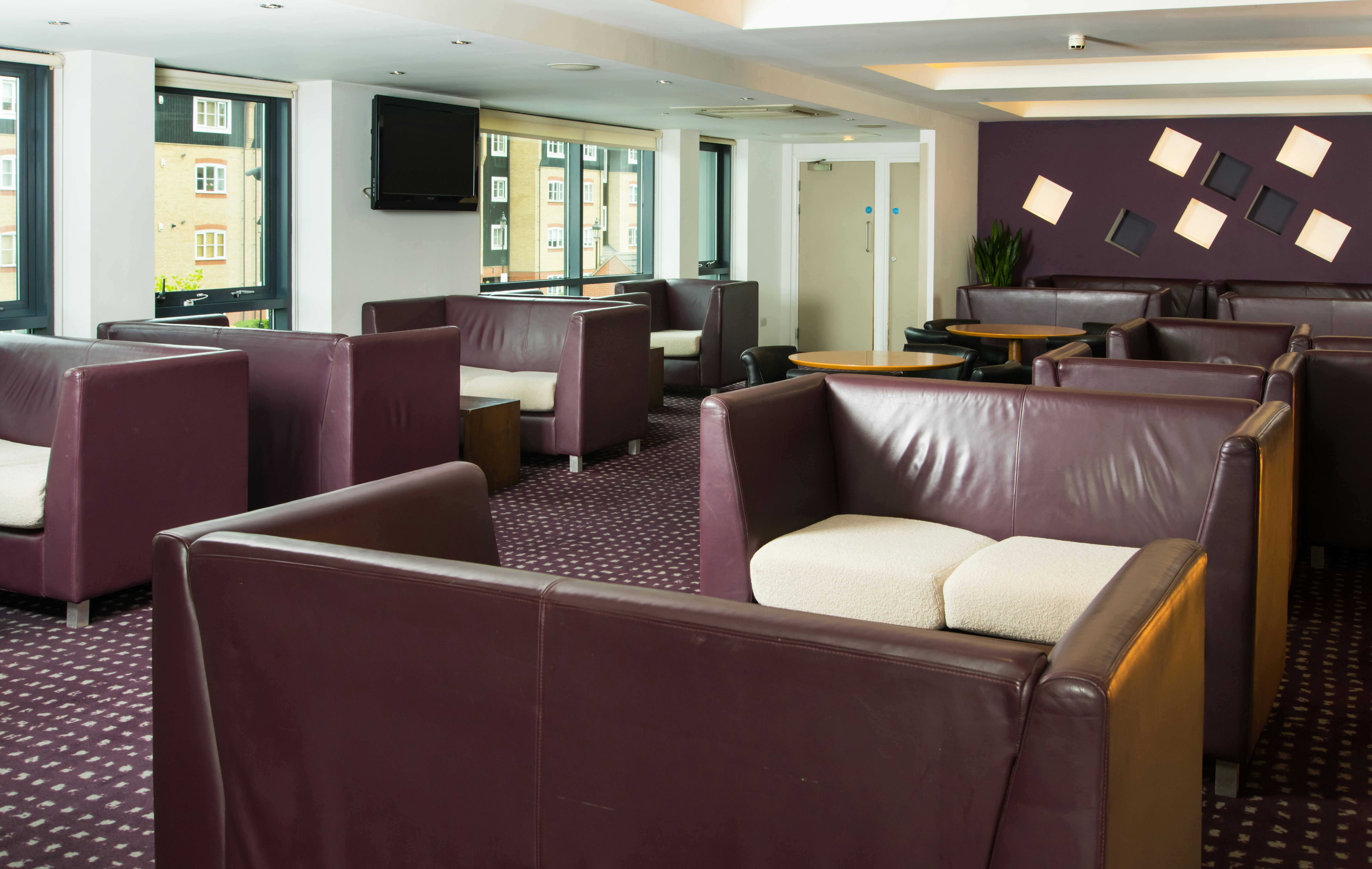 Holiday Inn Express Hemel Hemptstead 10/15