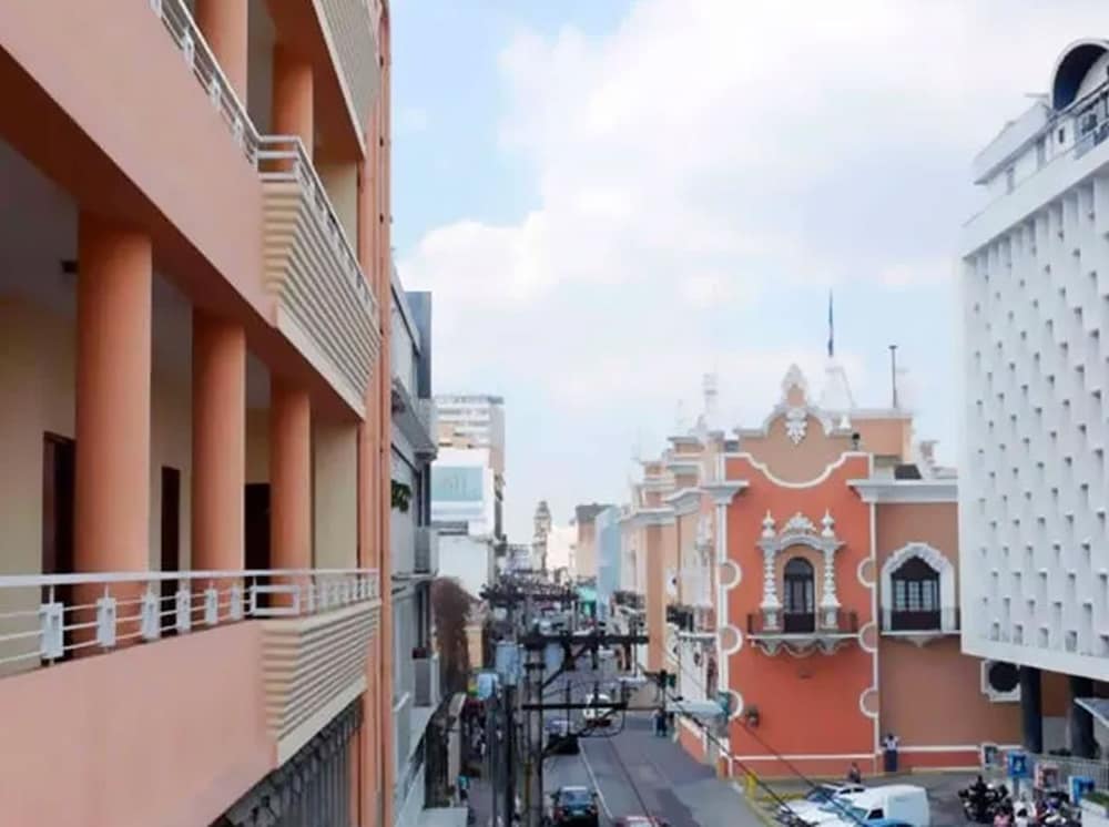Hotel Maya Excelsior 3/19