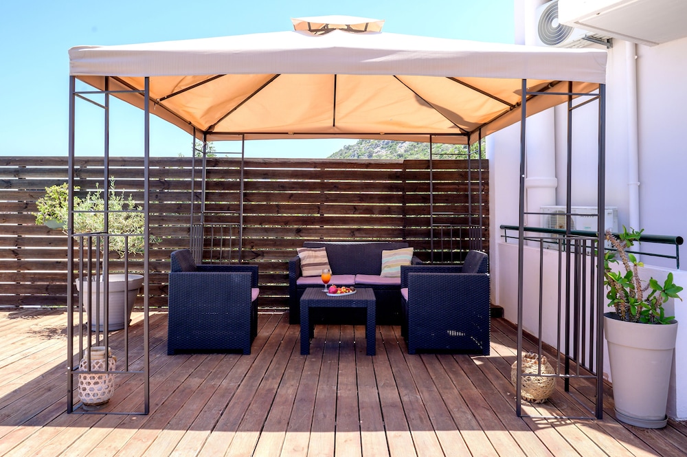 Katrin Suites - Adults Only 31/50