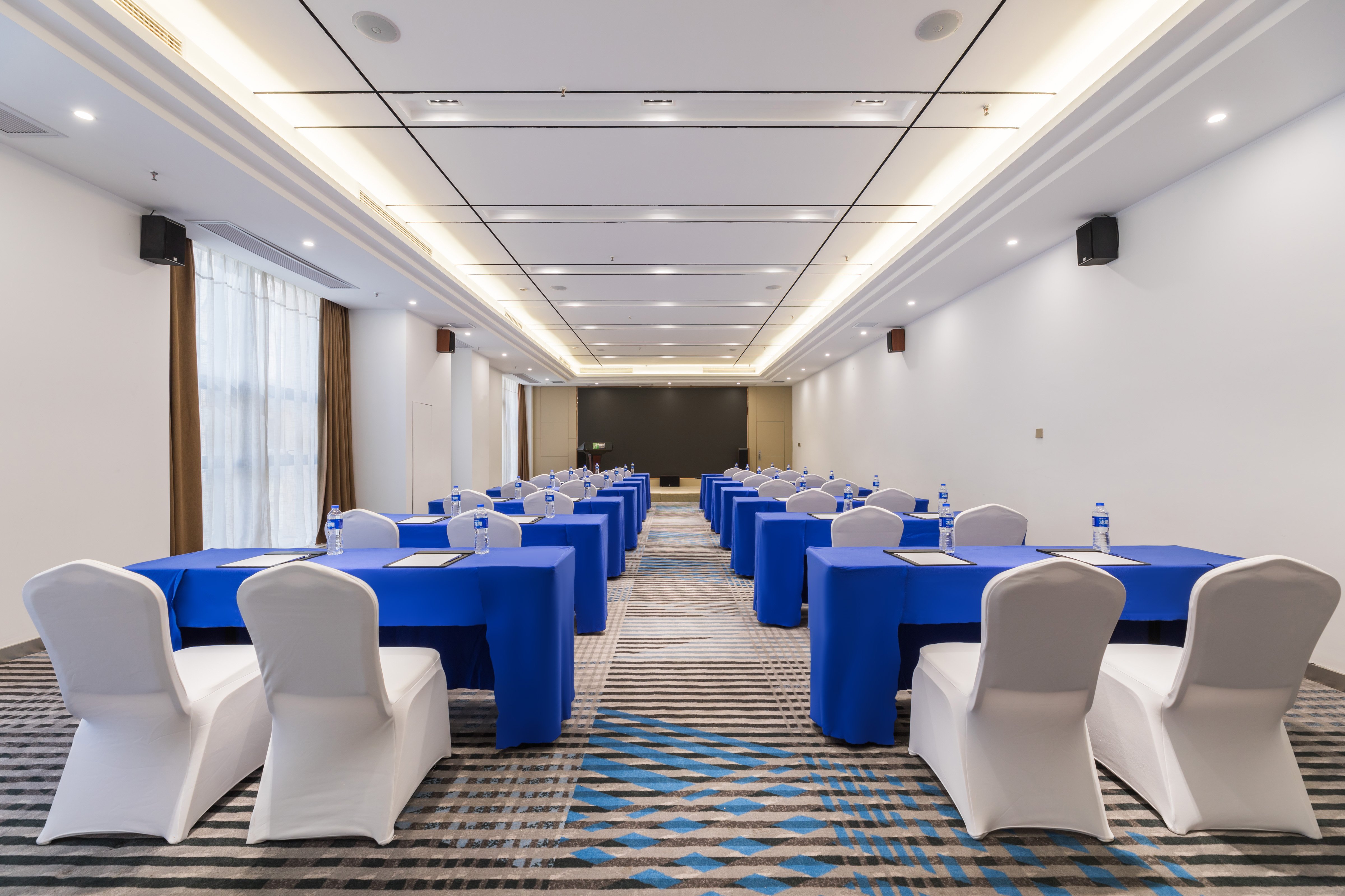 HOLIDAY INN EXPRESS LIUYANG DEVELOPMENT ZONE 21/29