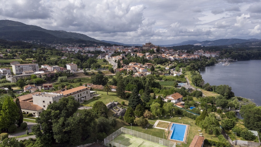 Parador de Tui 58/70