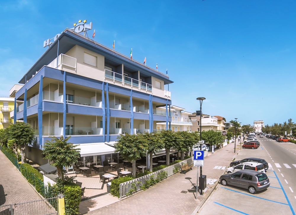 Hotel Odeon 6/48