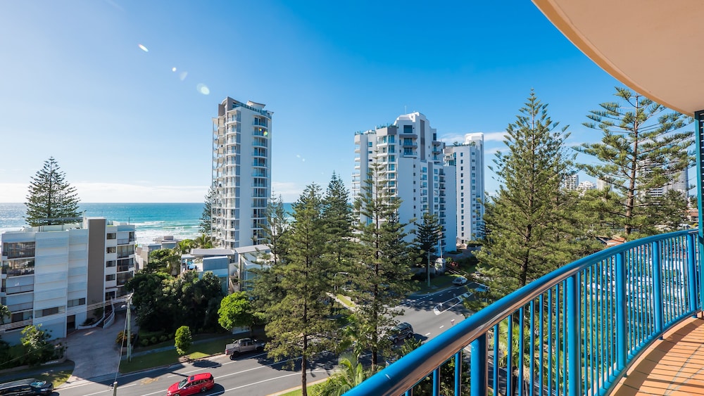 San Mateo on Broadbeach 40/51