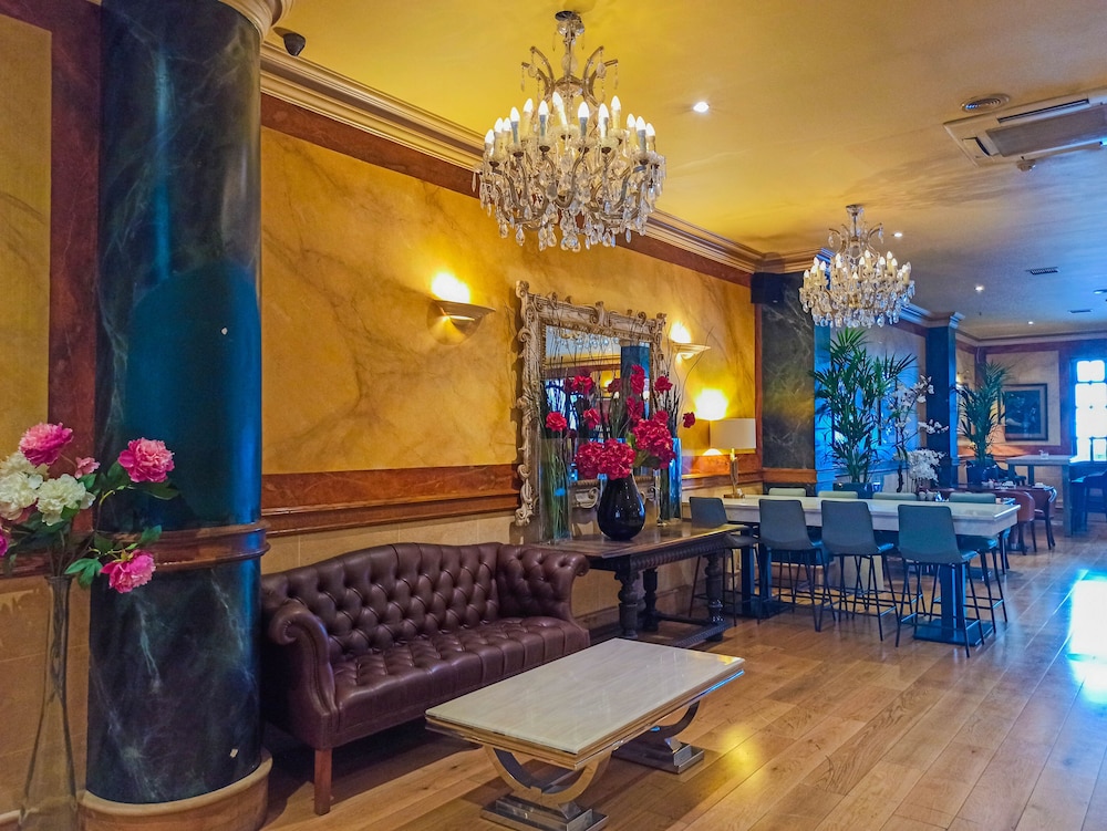 Victoria Hotel Galway 2/50