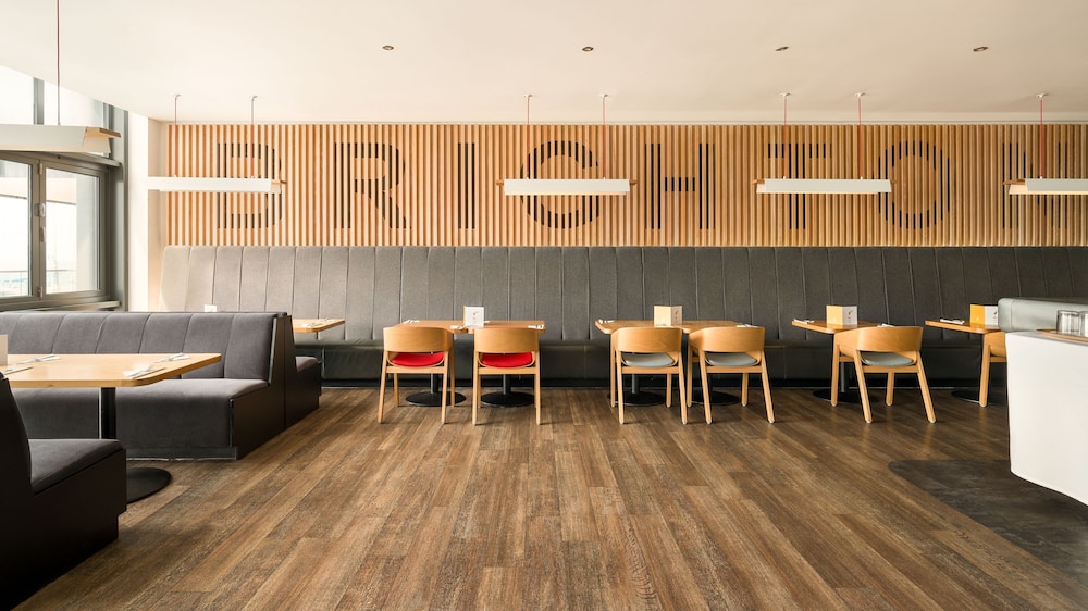 Holiday Inn Brighton Seafront Hotel 43/66