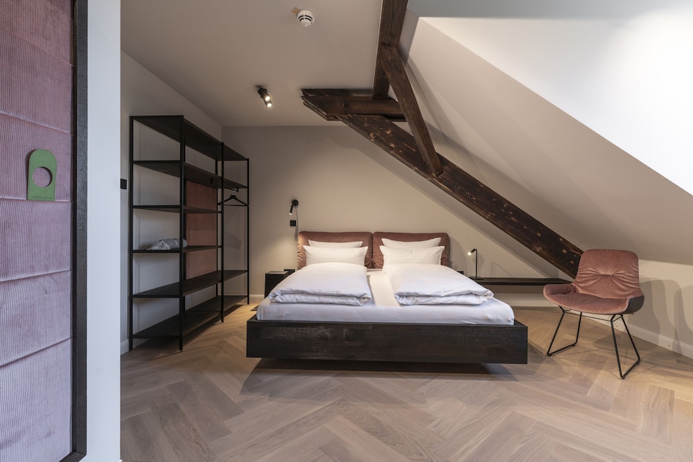 Wailtl Hotel 6/50