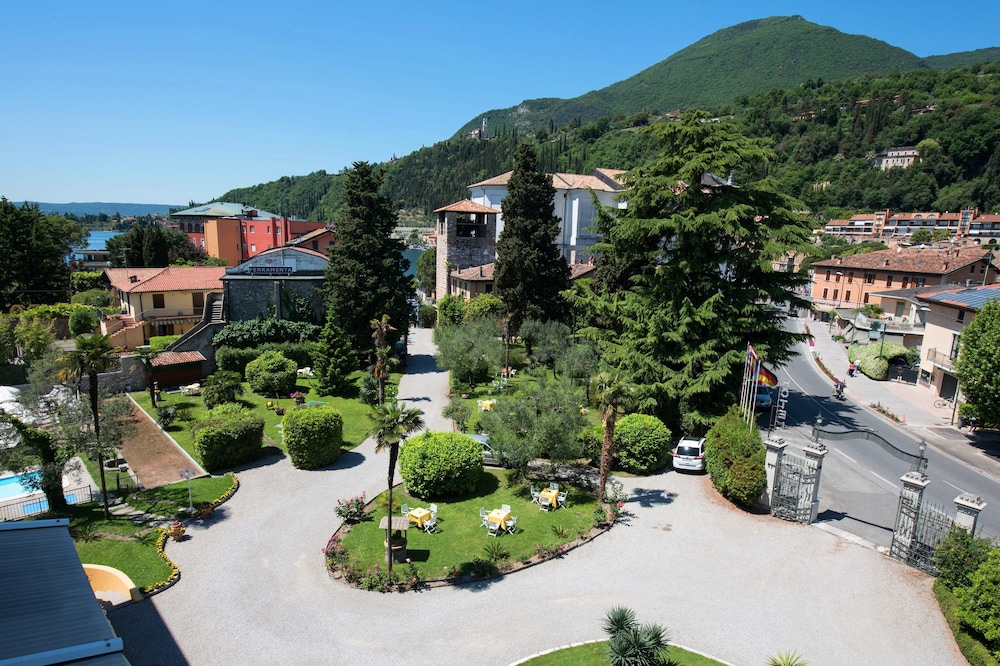 Hotel Maderno 34/46