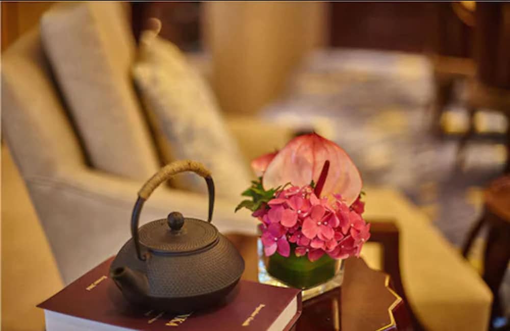 Grand New Century Hotel Hangzhou Sumtime 18/48