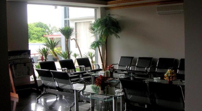 Wirton Dago Hotel 33/49