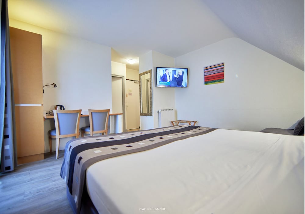 HOTEL LE GAVRINIS 3/25