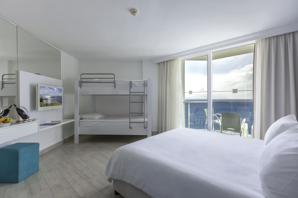Festival Hotel Resort & Spa 29/79