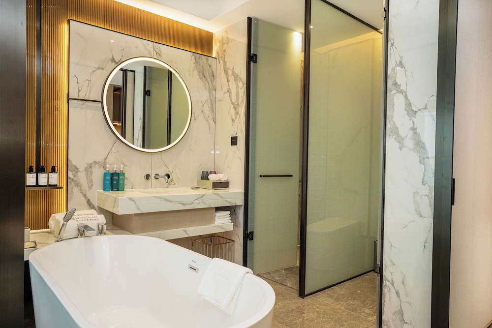 Wyndham Foshan Nanhai 32/33