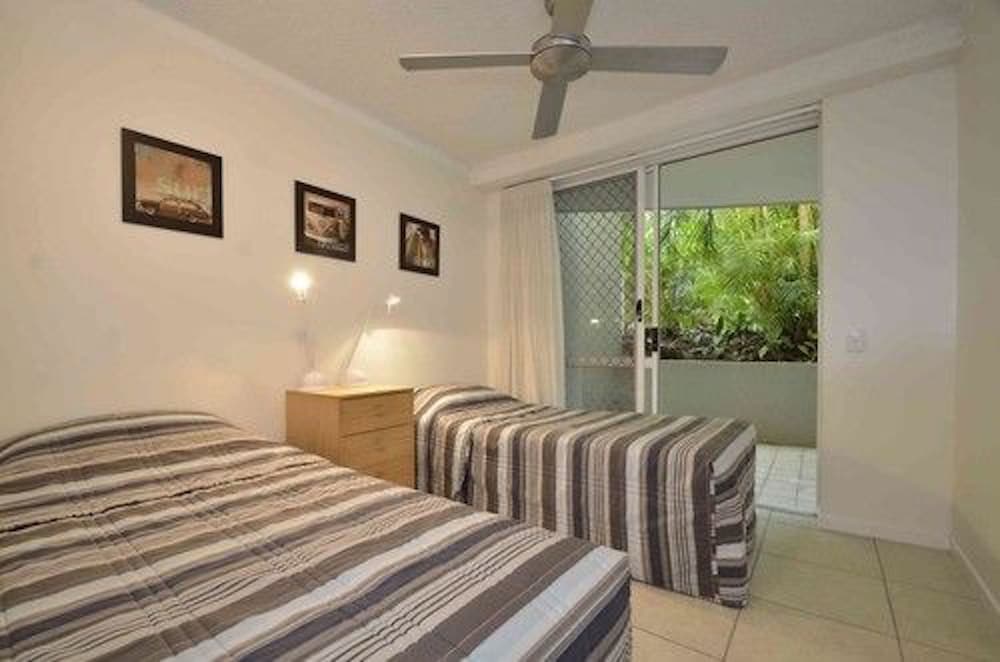 Noosa Hill Resort. 66/78