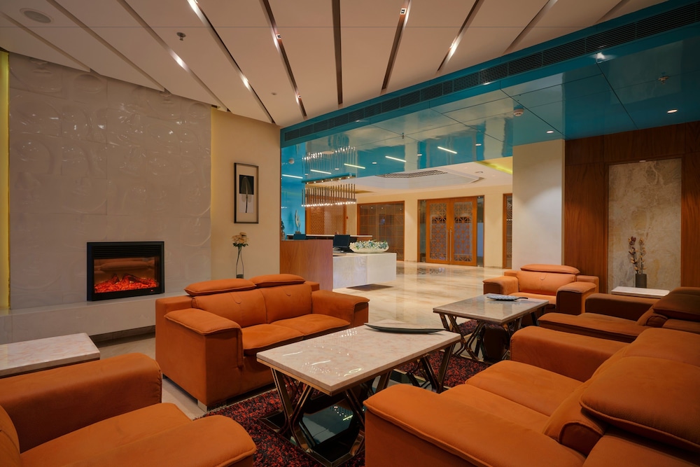 Blu Feather Hotel & Spa 64/69