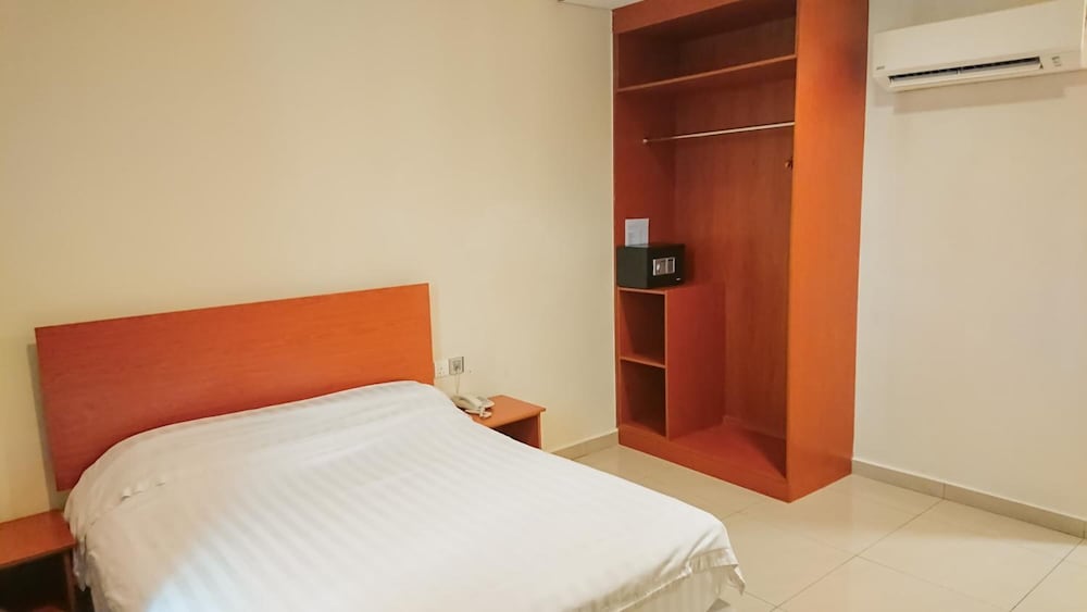 Aeton Hotel 39/61