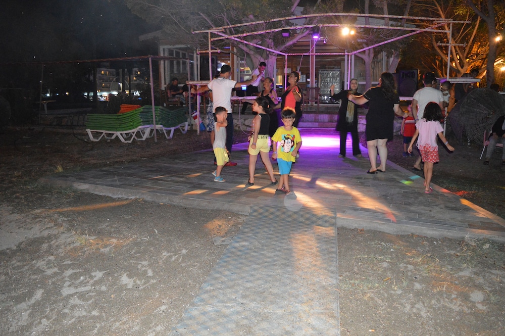 SELINUS BEACH CLUB HOTEL 44/50