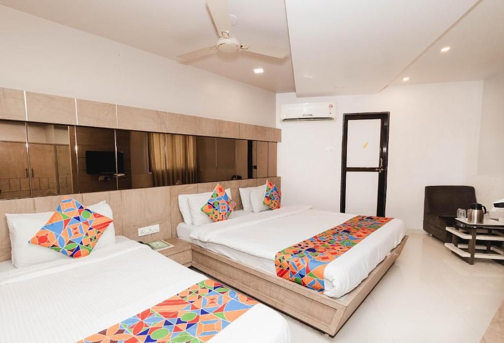 HOTEL AMBER 21/46