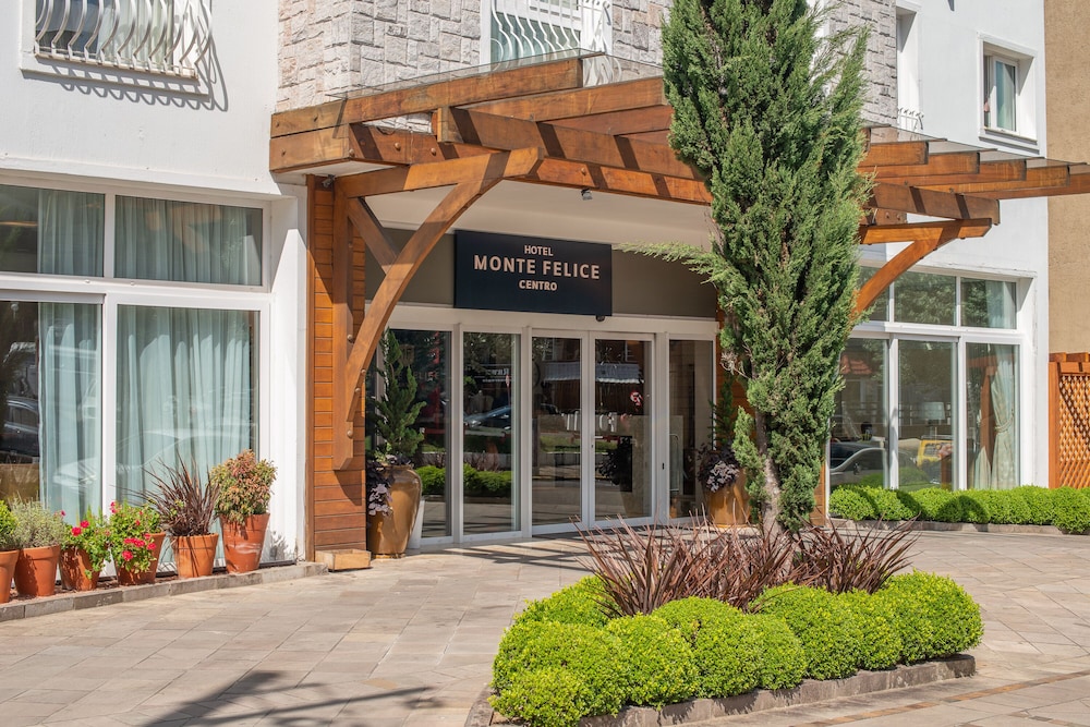 Hotel Monte Felice Centro (ex. Encantos Charme) 4/61