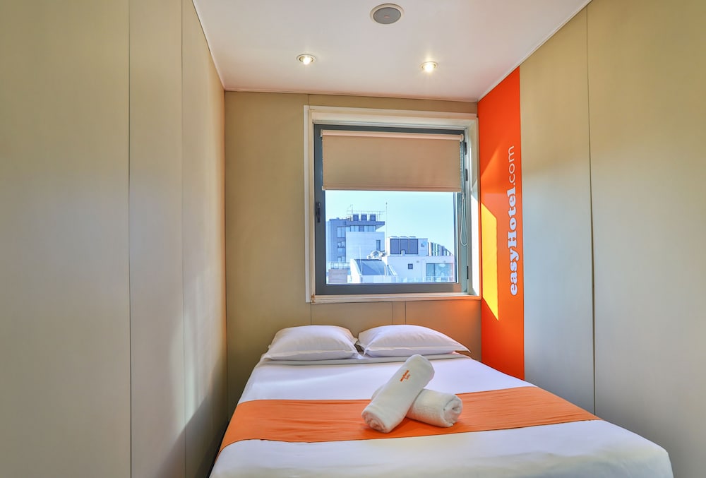 easyHotel Sofia 11/30