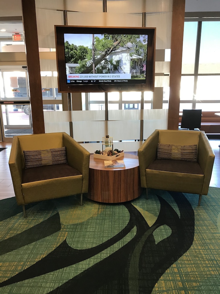 Springhill Suites Wichita Airport 40/69