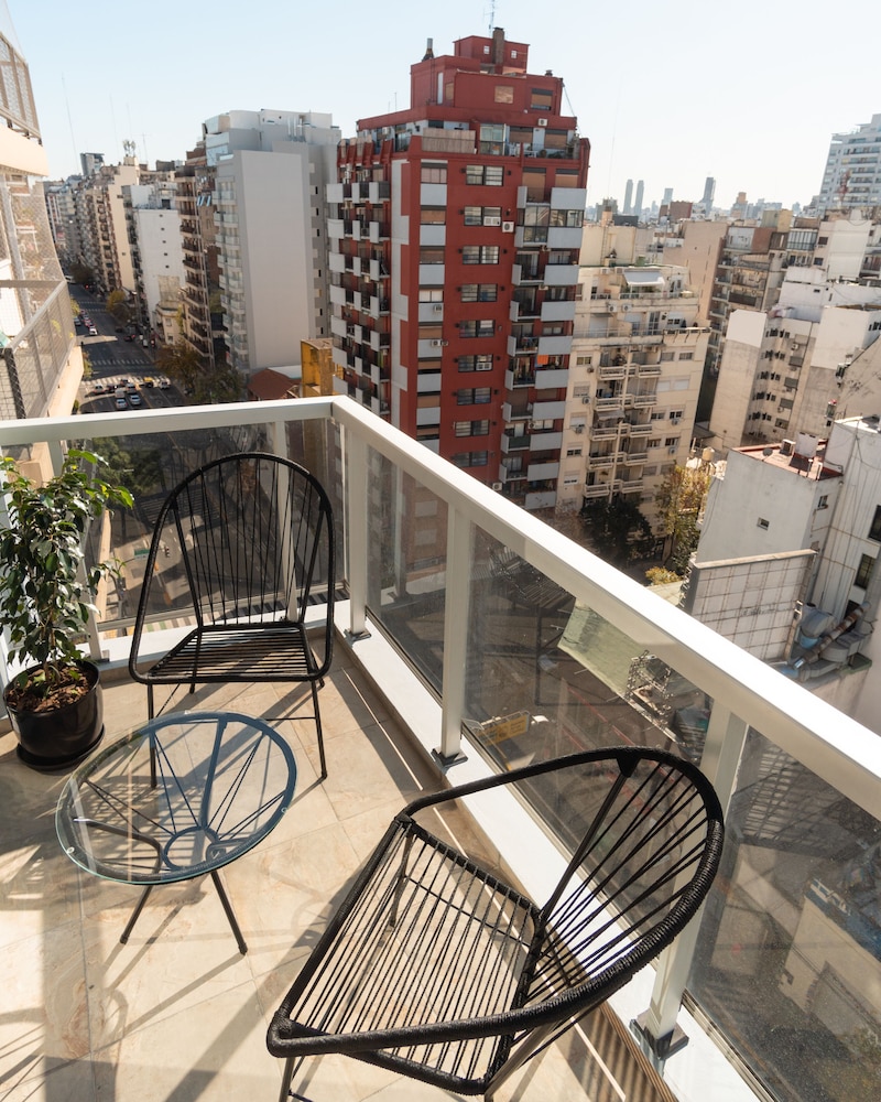ISI BAIRES APART & SUITES 62/68