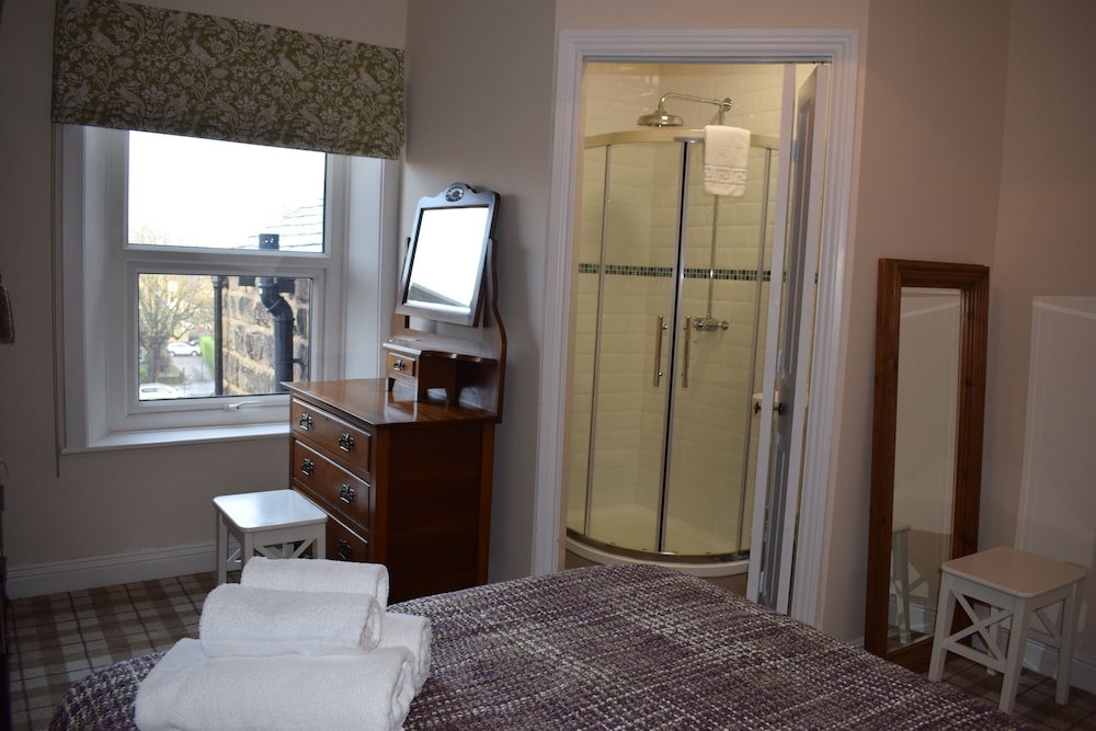 Harrogate Elite Living 49/49