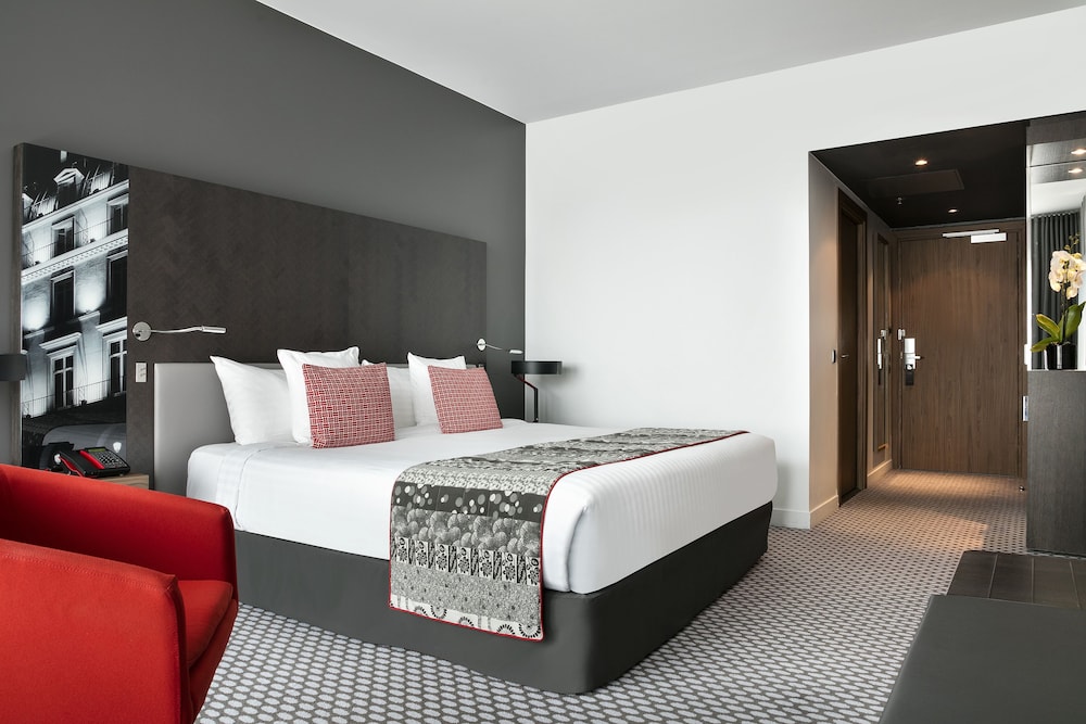 Melia Paris La Defense 18/73