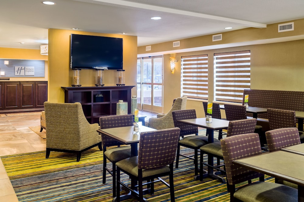Holiday Inn Express & Suites Sandy - South Salt Lake City, an IHG Hotel 36/56